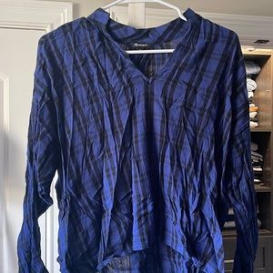 checkered blue blouse